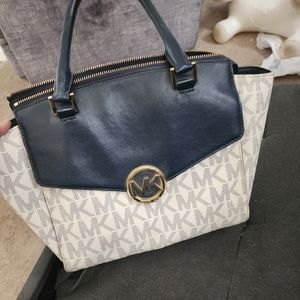 Michael Kors Hand Bag